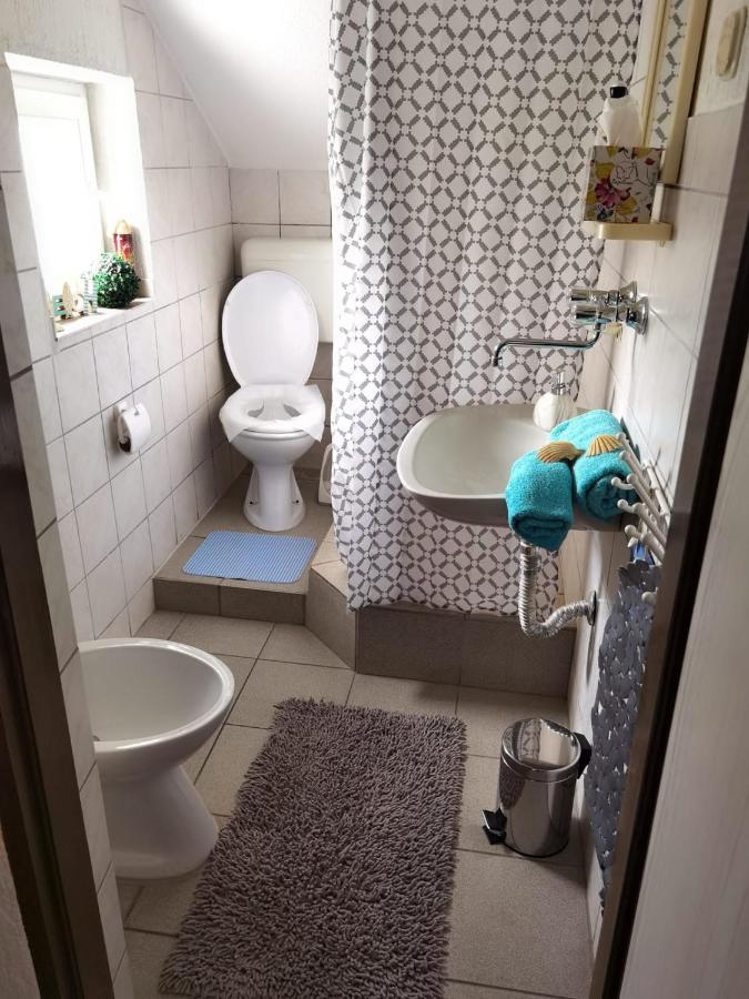 Apartments Slavica Рогозниця Екстер'єр фото