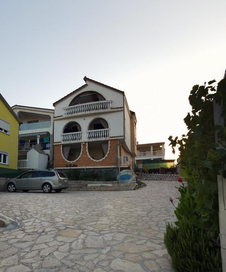 Apartments Slavica Рогозниця Екстер'єр фото
