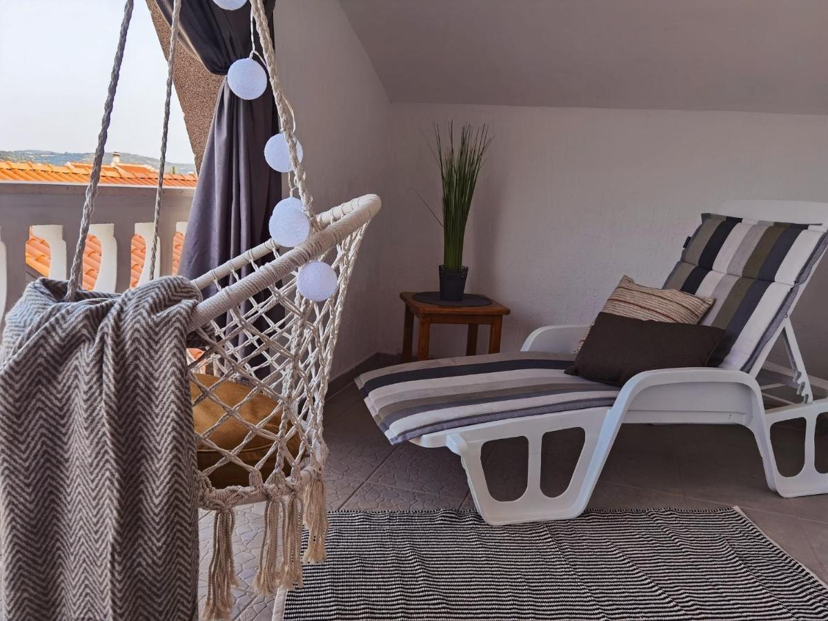 Apartments Slavica Рогозниця Екстер'єр фото