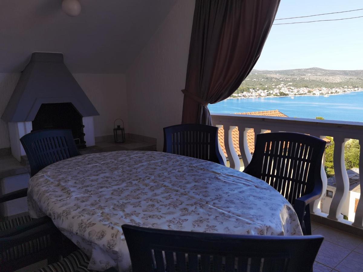 Apartments Slavica Рогозниця Екстер'єр фото