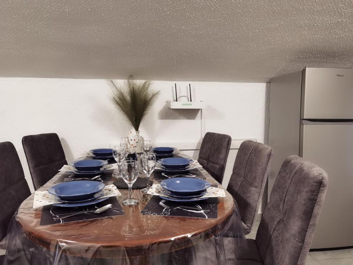 Apartments Slavica Рогозниця Екстер'єр фото