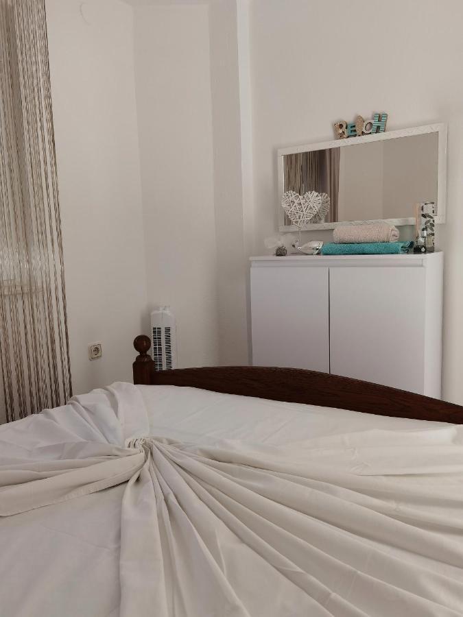 Apartments Slavica Рогозниця Екстер'єр фото